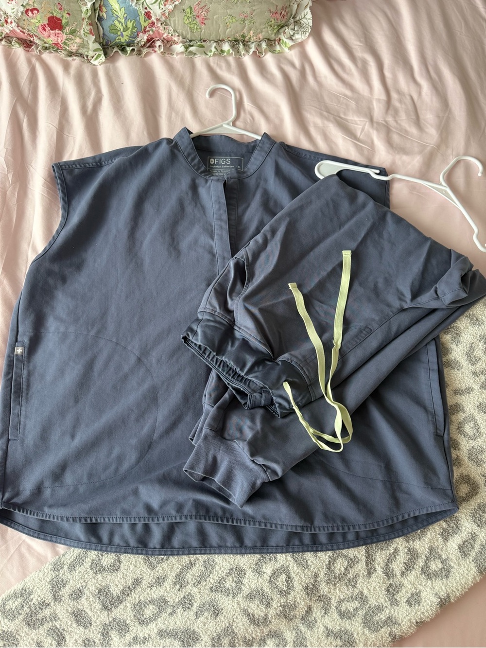 FIGS Space Navy Rafaela Oversized Scrub Top and High Waisted Zamora Jogger Set